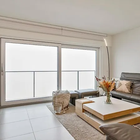 Beautifully Finished, Luxurious Flat In A Classy On The Dike Of Middelkerke, With Breathtaking Sea View Appartamento